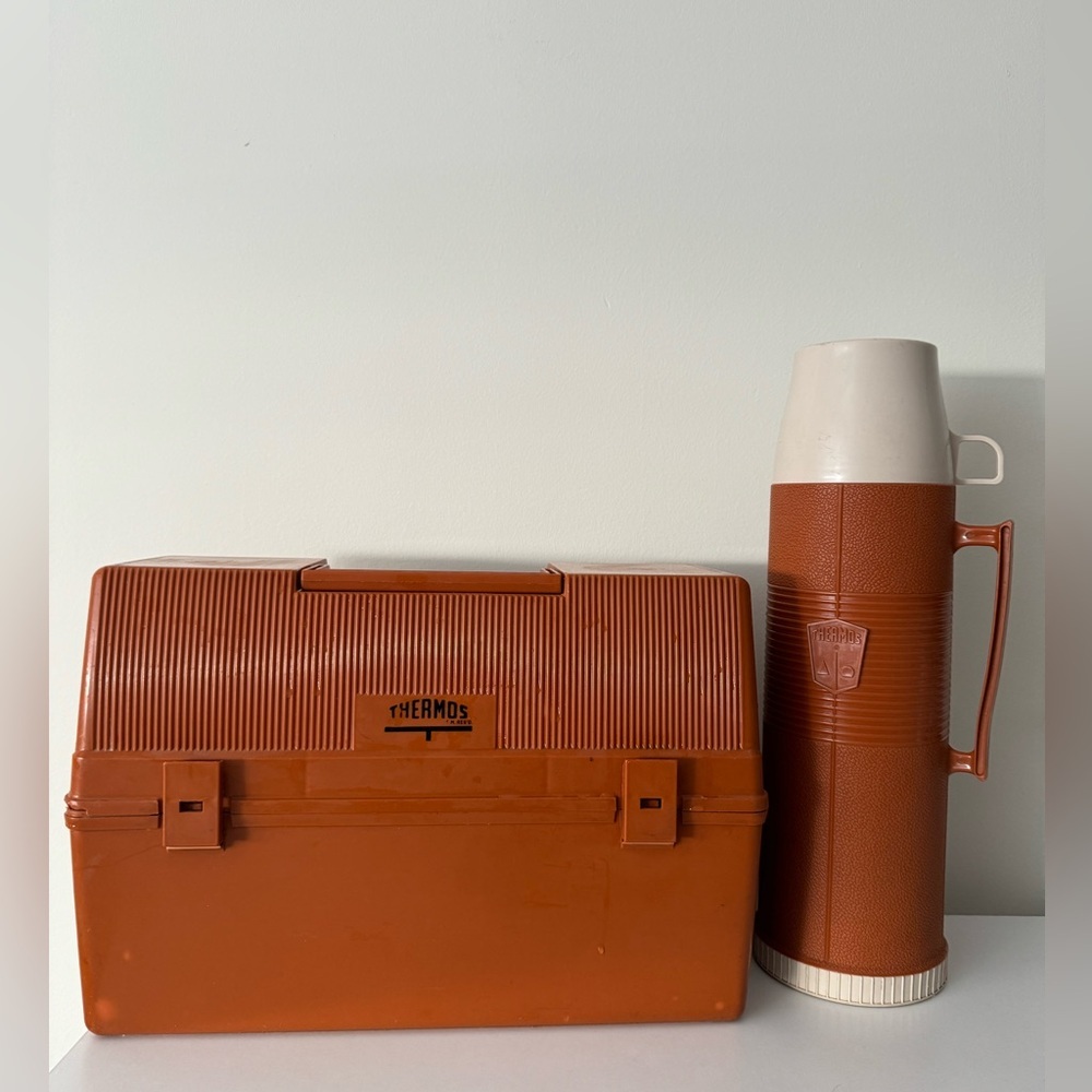 Vintage thermos lunch box and large flask/tumbler